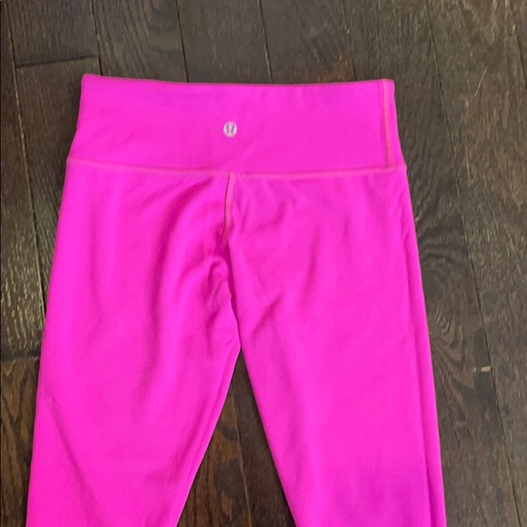 Lululemon pink purple wonderunder crop pant size 4 - Picture 11 of 12